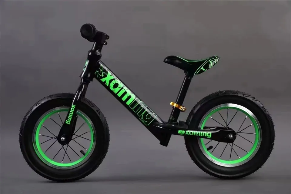 बिना पैडल वाली साइकिल